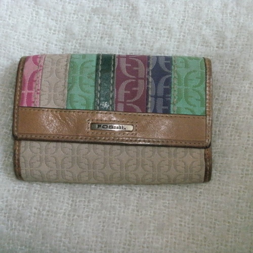 Fossil Multi Color Fabric with Leather Trim Organizer Wallet 5.5"x4"